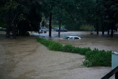 Hurricane Triggers 'Catastrophic' US Floods, 17 Dead