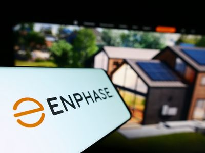 Is Enphase Energy Stock Underperforming the Dow?