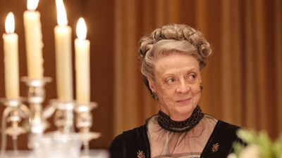 Tributes pour in for Downton Abbey and Harry Potter actor Maggie Smith, who has died at 89