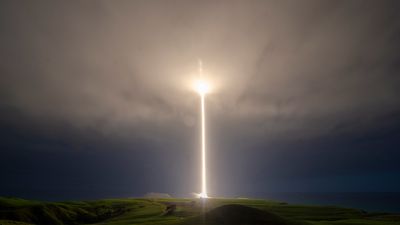 Veteran analyst who predicted Rocket Lab stock surge updates outlook