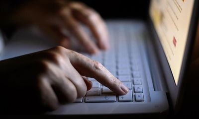 Services Australia data breaches surge as scammers try to hack customer accounts using stolen details