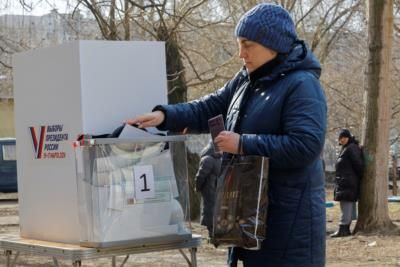 Republicans Encourage Early And Mail-In Voting In Michigan