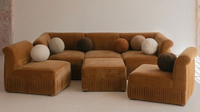 "Pit Sofas" Might Be the Coolest (and Most Comfortable) Take on the Sectional Right Now