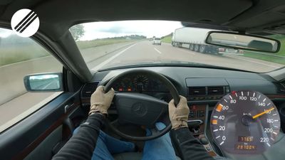 Watch This 30-Year-Old Diesel Mercedes Die on the Autobahn