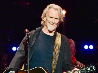 Kris Kristofferson death: Barbra Streisand and Dolly Parton lead tributes to country music icon