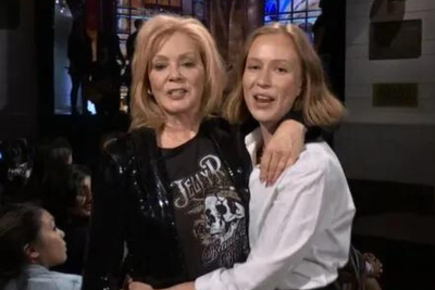 Hannah Einbinder follows in mother’s footsteps after making surprise SNL cameo