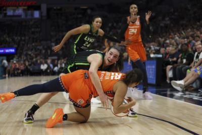 Connecticut Sun Defeat Minnesota Lynx In Semifinals Opener