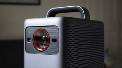 Nebula Cosmos 4K SE review –can a portable 4K-native projector replace a TV?