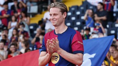 Frenkie de Jong Available for Barcelona's UCL Match vs. Young Boys