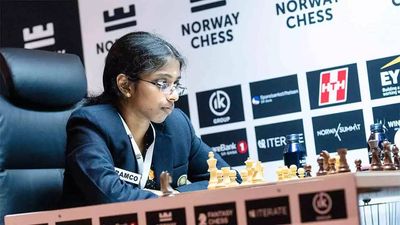 Women's chess boom: Out of brother Pragg's shadows, Vaishali finds a mentor in Harika