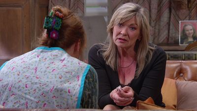 Emmerdale spoilers: Kim shares a shocking confession with Lydia