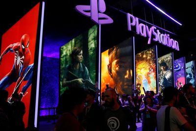 Sony's PlayStation Network suffers hourslong outage, irking videogamers