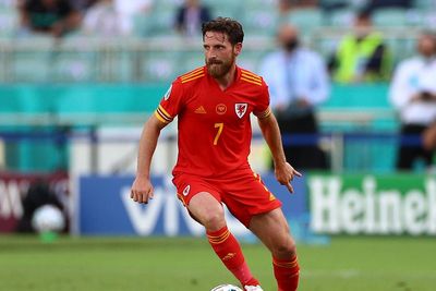 Joe Allen reverses international retirement to return to Wales squad