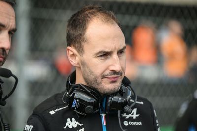 Oakes learning the patience game in new F1 role