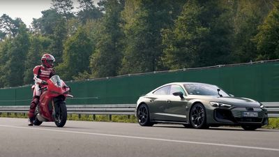 You Have To Watch This Drag Race Between a Ducati Panigale, and an EV Audi RS