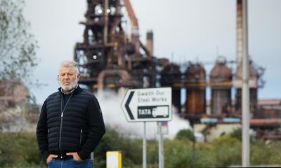 ‘It’s heartbreaking’: gloom in Port Talbot as steel town’s last blast furnace closes