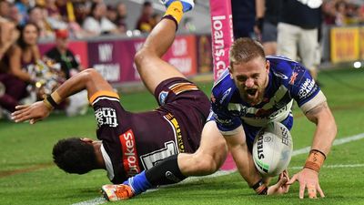 Aussie Dufty in line for UK rugby league's top honour