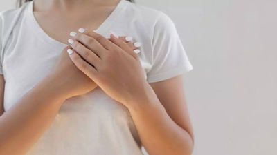 Top foods women must eat for breast cancer prevention