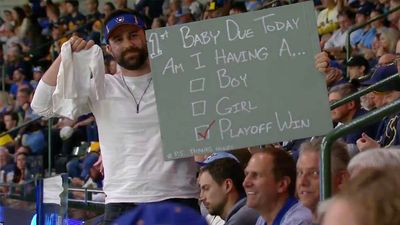 Announcers Not Impressed With Fan Claiming to Miss Big Life Moment for Brewers-Mets