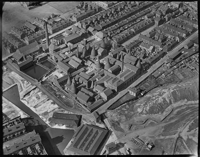 Pioneering aerial photographer’s pictures show England of the 1930s