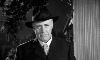 An Inspector Calls review – Alastair Sim drawing room drama brilliantly exposes its era’s hypocrisies