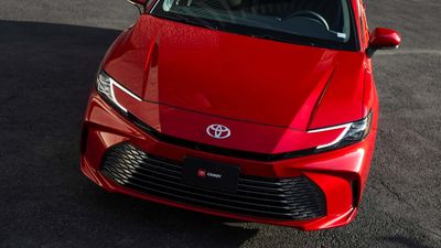 Toyota Sells More Than 800 Camrys Every Single Day