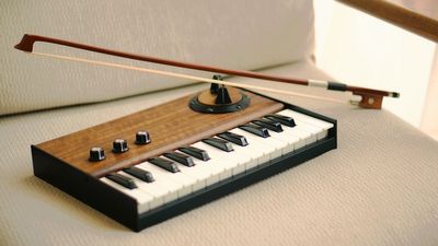 Ever wanted to play your synth like a violin? A Japanese DIY enthusiast has made that a reality