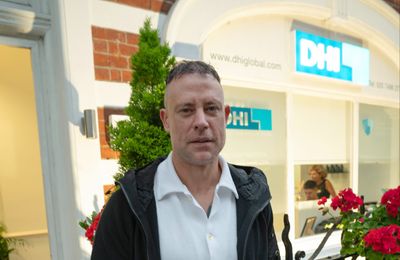Wayne Bridge undergoes hair transplant