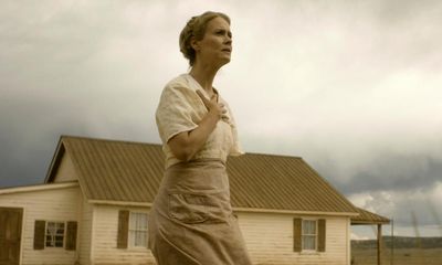 Hold Your Breath review – Sarah Paulson gets lost in scattered horror