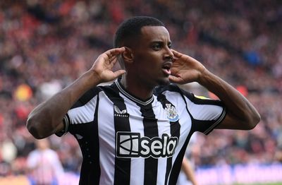 Is Newcastle United star Alexander Isak injured this weekend? Premier League injury update