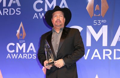 Garth Brooks accused of sexual assault by a former makeup artist