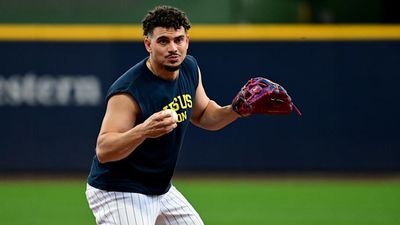 Brewers' Willy Adames Waited for Mets' Jesse Winker in Parking Lot After Game 1