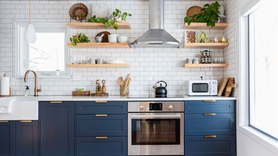 How to clean an electric stovetop – and the 4 mistakes cleaning pros say to avoid