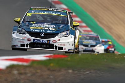 BTCC Brands Hatch: Vauxhall duo claim 1-2 in free practice