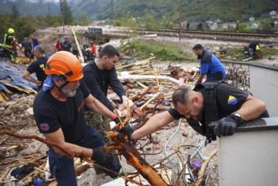 Bosnia Flash Floods Leave 16 Dead, Dozens Injured