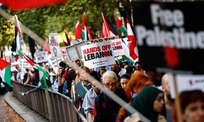 Tens of thousands join pro-Palestinian protests in London