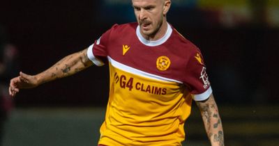 Hibernian 1 Motherwell 2:  Late Halliday goal gives visitors third straight victory