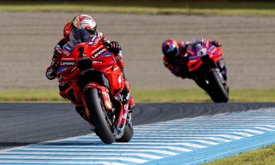 Francesco Bagnaia wins in Japan to turn up MotoGP title heat on Jorge Martín