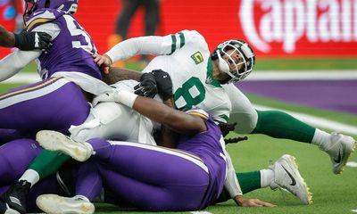 Aaron Rodgers falls short as Vikings beat Jets in NFL’s latest London visit