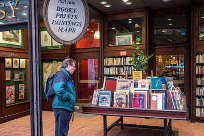 A surprise Covid survivor: indie books
