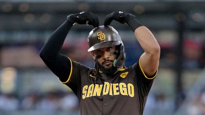 Fernando Tatis Jr. Egged On Booing Dodgers Fans in Game 2 of NLDS