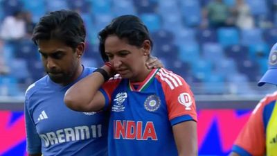 Women's T20 World Cup: What happened to Harmanpreet Kaur against Pakistan? Will she miss Sri Lanka match?