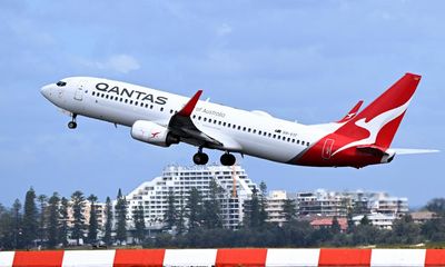 Qantas apologises after R-rated movie played to passengers on Sydney to Tokyo flight