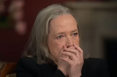 Kathy Bates in disbelief after being reminded of Oscars speech detail she’d forgotten