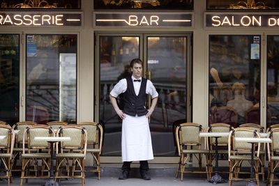 Tipping culture is annoying, unfair and worst of all American – and now it’s coming to Paris