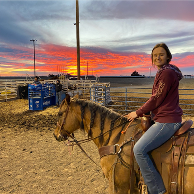 Miss Teen Rodeo Kansas, 19, dies in car crash which leaves five teammates injured