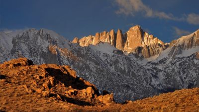 "A series of bad decisions" leaves Mt. Whitney climber dangling on rope for 18 hours awaiting rescue