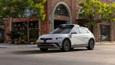 Robotaxis are ramping up –Hyundai signs deal with Waymo to provide its next-gen autonomous rides