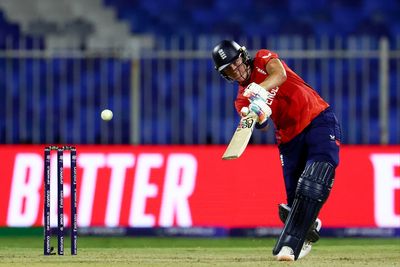 Classy Nat Sciver-Brunt steers England to victory against South Africa