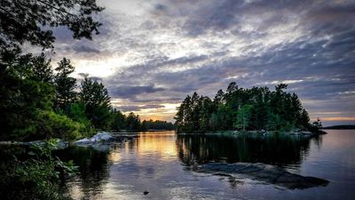 Park Ranger dies in Minnesota while trying to rescue three people from lake’s rough waters